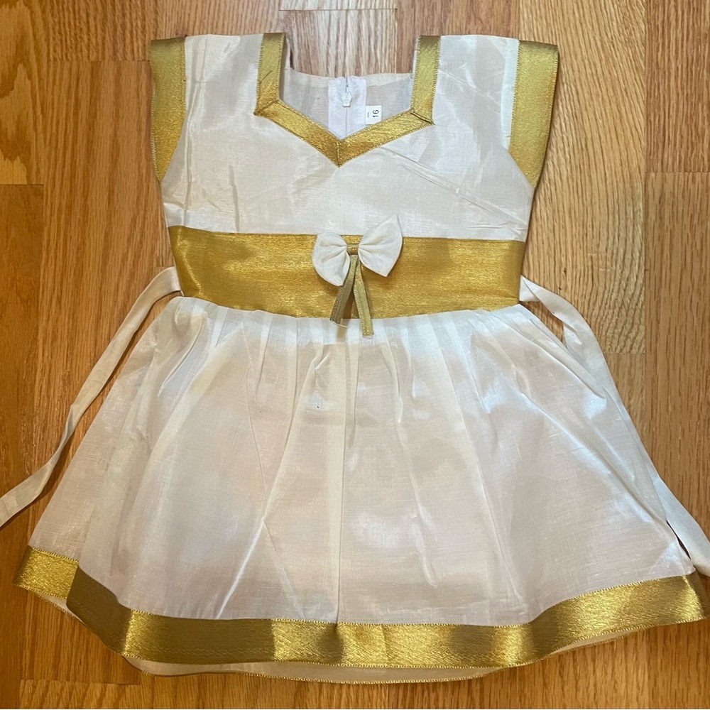 NWOT Kerala (South Indian) style baby girl dress